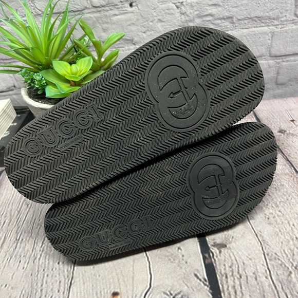 Gucci Rubber Slide Sandals With Web - Picture 9 of 12